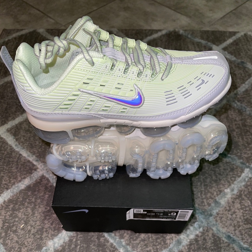 W NIKE AIR VAPORMAX 360